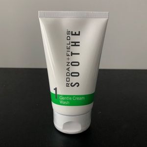Rodan + Fields : SOOTHE Gentle Cream Wash